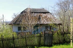 Старый домик-келья в монастыре Хирова, Орхей