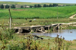 Un pod vechi peste Răut lîngă Furceni