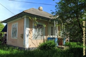 Традиционные молдавские дома в с. Дрепкэуць