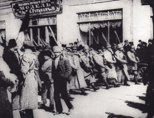 красногвардейцы на улицах Кишинева,1918, кинохроника "На бессарабском фронте"