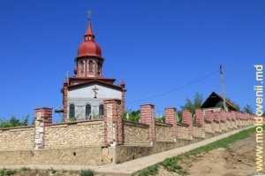 Церковь в селе Хэнэшень Кантемирского района