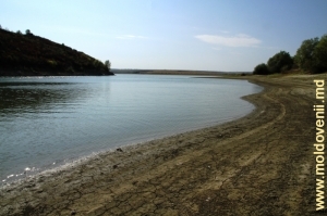 Слияние реки Раковэц с Прутом вблизи села Корпач, Единец