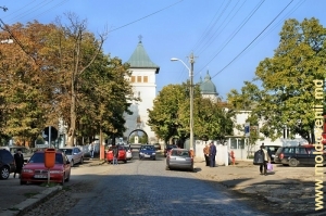 Biserica Episcopala Ortodoxa (Huşi)