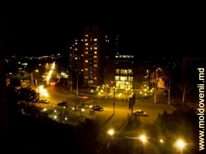 Город Кишинев ночью