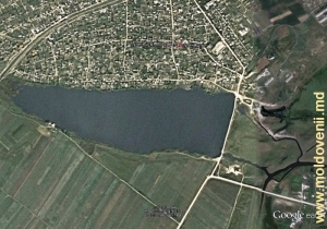Lacul de acumulare Putineşti pe harta Google