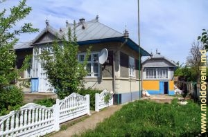 Традиционные молдавские дома в с. Дрепкэуць