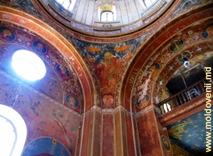Роспись интерьера Богородичной церкви монастыря Курки, 2006 г.
