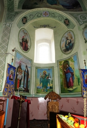 Detalii ale picturii bisericii Sf. Treime de la Mănăstirea Rudi, Soroca 