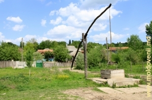 Fîntîna din satul Ţigăneşti, Străşeni
