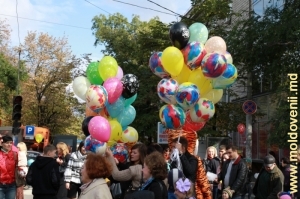 2011. Baloane de sărbătoare 