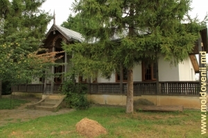 Дом-музей Михая Эминеску, Ипотешть